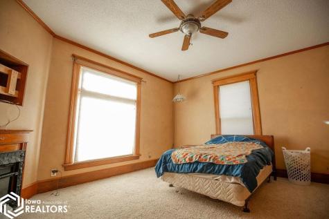 605 E Mcgregor Street Algona IA 50511