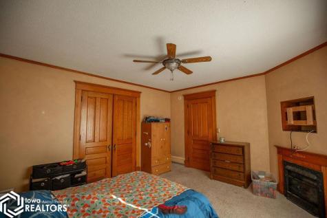605 E Mcgregor Street Algona IA 50511