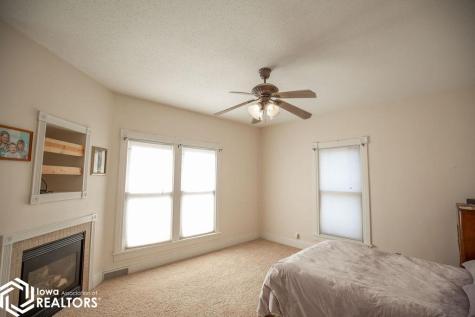 605 E Mcgregor Street Algona IA 50511