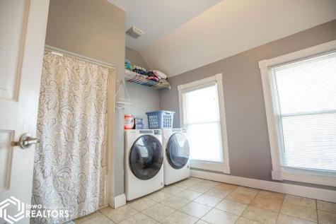 605 E Mcgregor Street Algona IA 50511