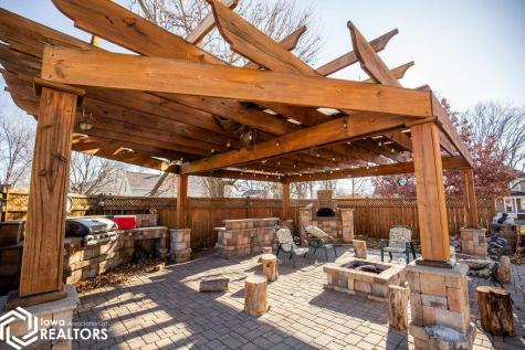 605 E Mcgregor Street Algona IA 50511