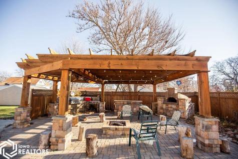 605 E Mcgregor Street Algona IA 50511