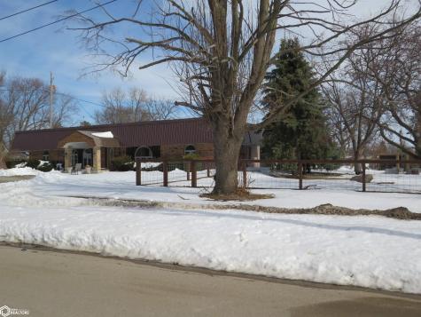 404 5th Street SW Hampton IA 50441