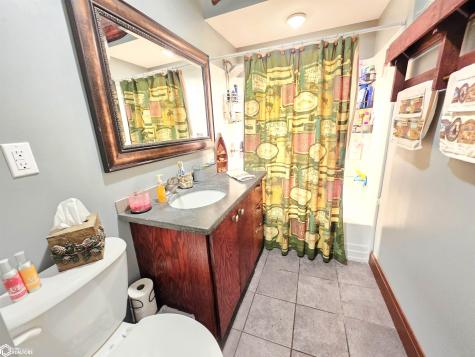 514 17th W Street Clear Lake IA 50428