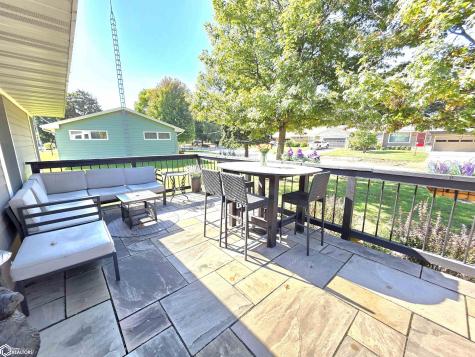 514 17th W Street Clear Lake IA 50428