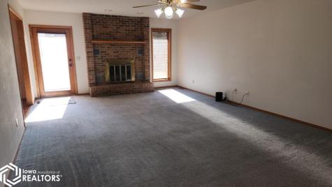 61 N Yorktown Pike Mason City IA 50401