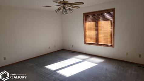 61 N Yorktown Pike Mason City IA 50401