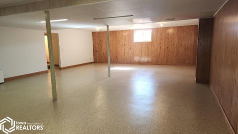 61 N Yorktown Pike Mason City IA 50401