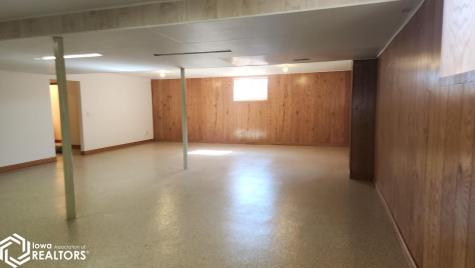 61 N Yorktown Pike Mason City IA 50401