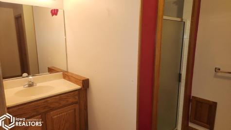 61 N Yorktown Pike Mason City IA 50401