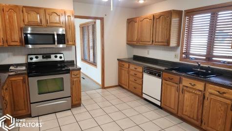 61 N Yorktown Pike Mason City IA 50401