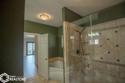 405 Timber Estates Algona IA 50511