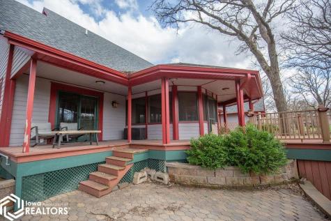 405 Timber Estates Algona IA 50511