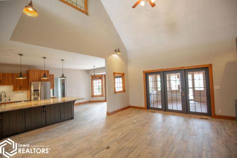 405 Timber Estates Algona IA 50511