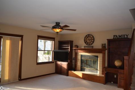 107 34th Street W Clear Lake IA 50428