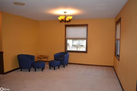 107 34th Street W Clear Lake IA 50428