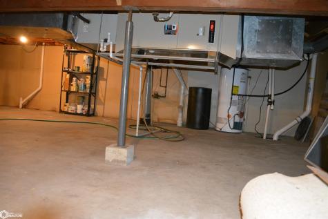 107 34th Street W Clear Lake IA 50428