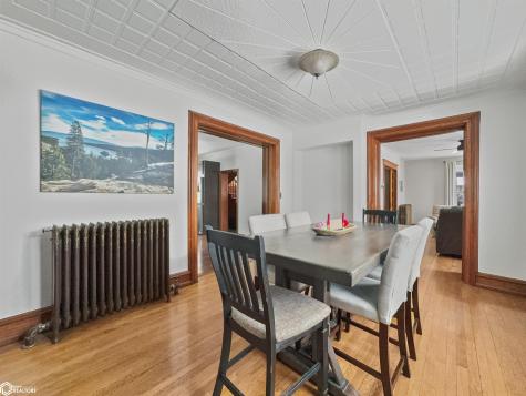 705 Central Avenue E Hampton IA 50441