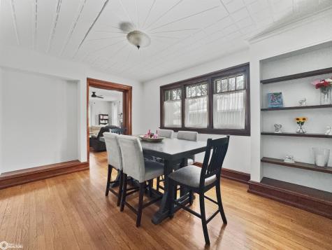 705 Central Avenue E Hampton IA 50441