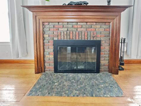 705 Central Avenue E Hampton IA 50441