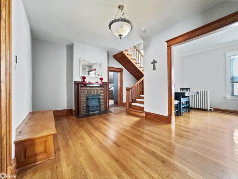 705 Central Avenue E Hampton IA 50441