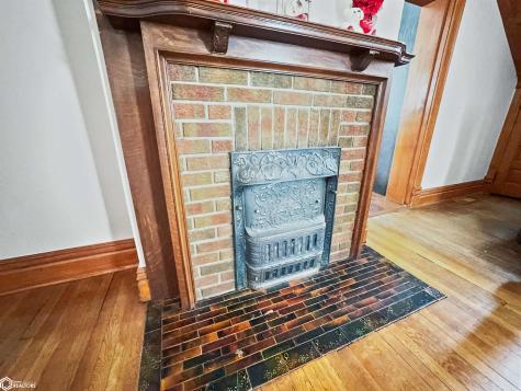 705 Central Avenue E Hampton IA 50441