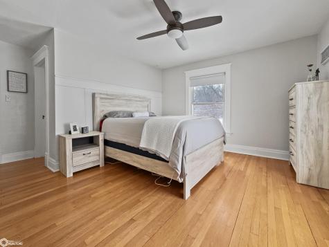 705 Central Avenue E Hampton IA 50441