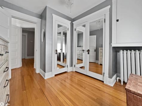 705 Central Avenue E Hampton IA 50441