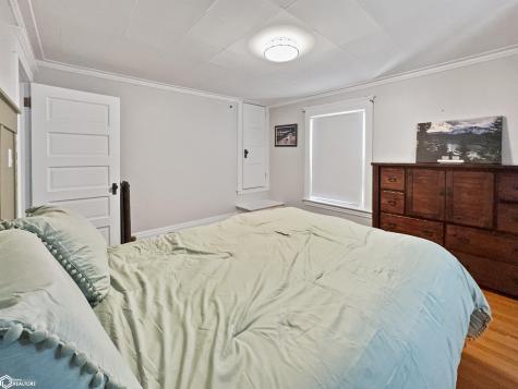 705 Central Avenue E Hampton IA 50441