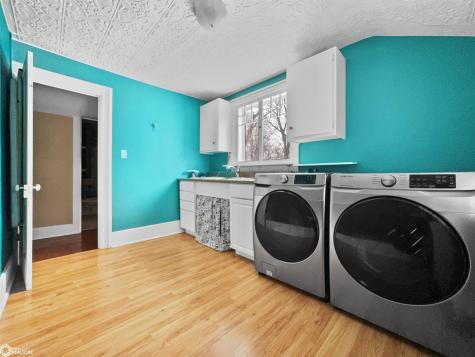 705 Central Avenue E Hampton IA 50441