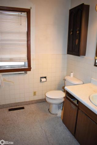 464 Juniper Avenue Iowa Falls IA 50126