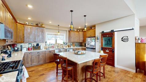 2750 Indigo Avenue Marble Rock IA 50653