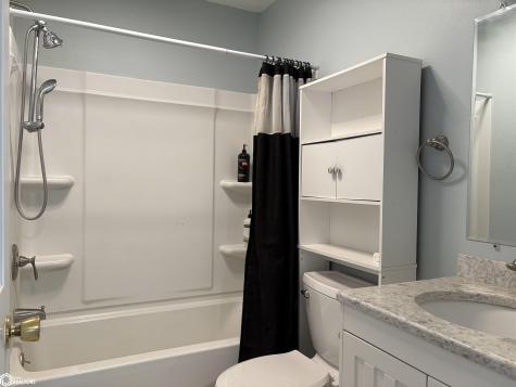 109 Oakridge Drive Forest City IA 50436