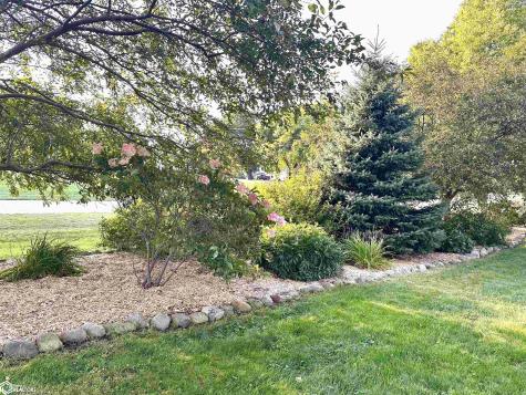 721 Center Street E Britt IA 50423