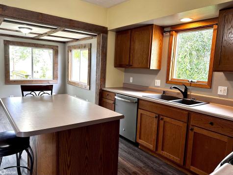 721 Center Street E Britt IA 50423