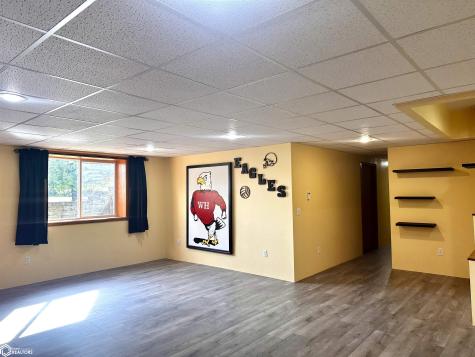 721 Center Street E Britt IA 50423