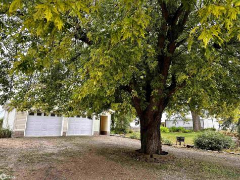 721 Center Street E Britt IA 50423