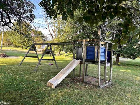 721 Center Street E Britt IA 50423