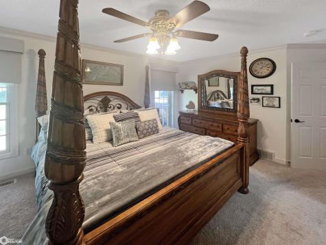 2009 Briardale Drive Iowa Falls IA 50126