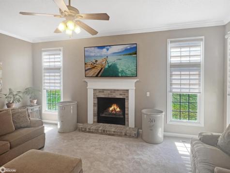 2009 Briardale Drive Iowa Falls IA 50126