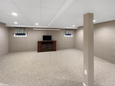 2009 Briardale Drive Iowa Falls IA 50126