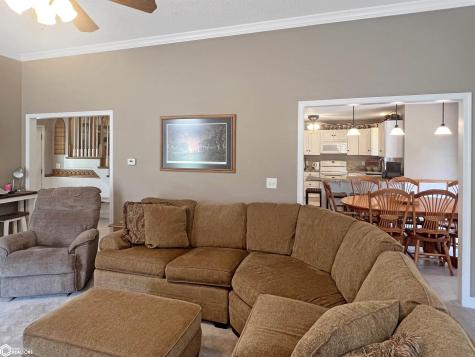 2009 Briardale Drive Iowa Falls IA 50126