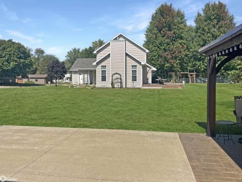 2009 Briardale Drive Iowa Falls IA 50126