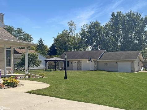 2009 Briardale Drive Iowa Falls IA 50126