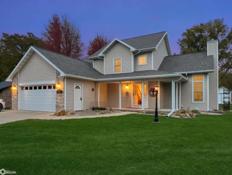 2009 Briardale Drive Iowa Falls IA 50126