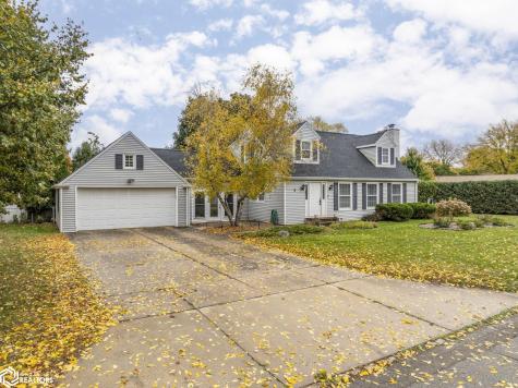 5 Lakeview Drive Mason City IA 50401
