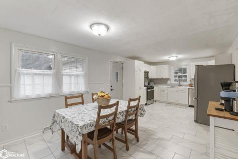 5 Lakeview Drive Mason City IA 50401