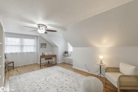 5 Lakeview Drive Mason City IA 50401