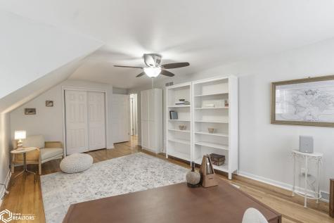 5 Lakeview Drive Mason City IA 50401