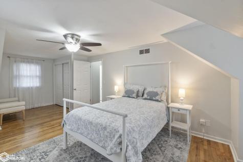 5 Lakeview Drive Mason City IA 50401